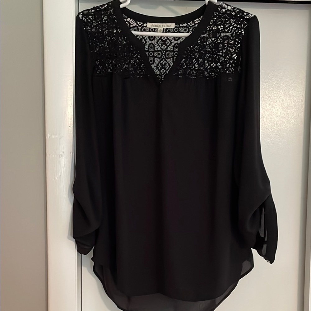Daniel Rainn Black Embellished 3/4 Sleeve Blouse